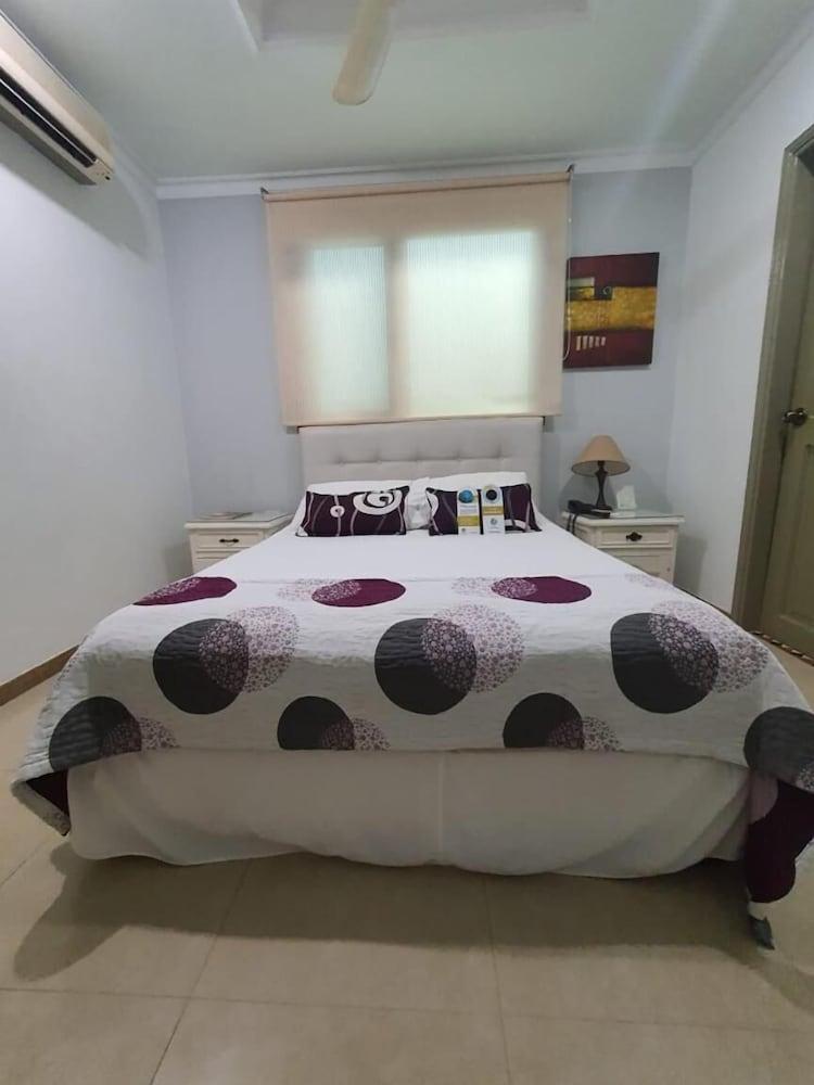 Hotel Costa Bonita Monteria Bagian luar foto