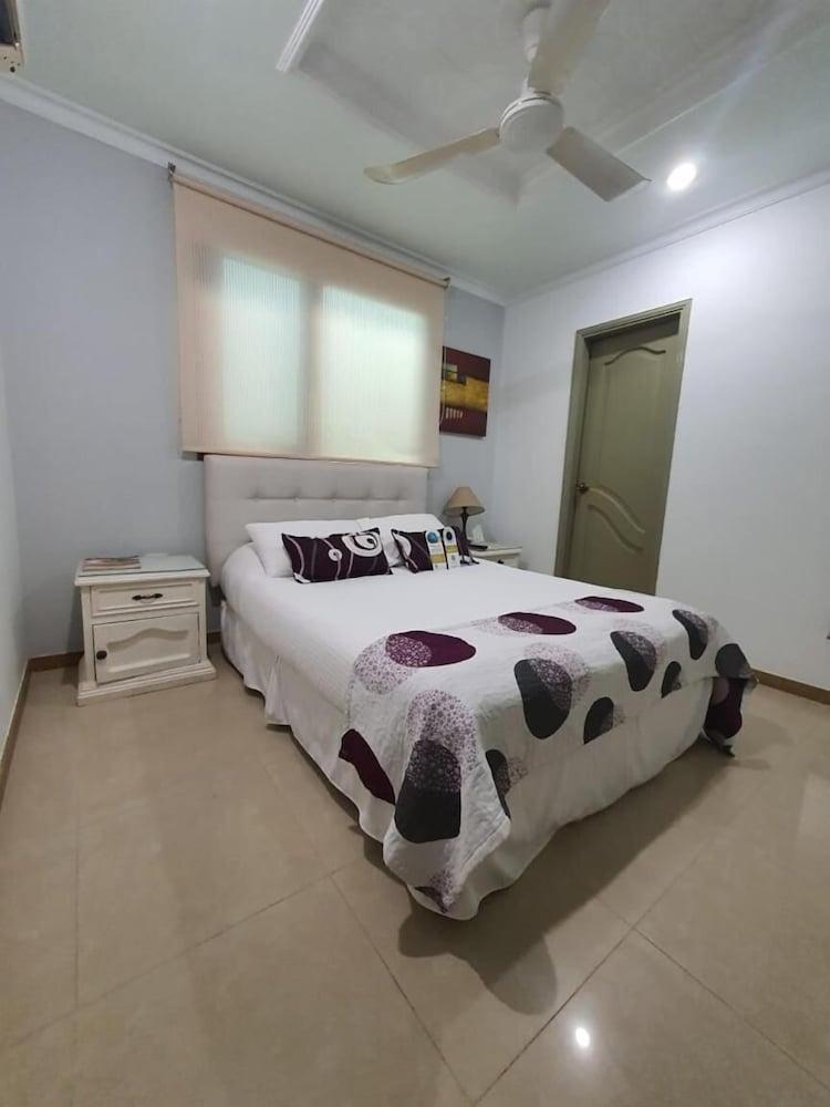 Hotel Costa Bonita Monteria Bagian luar foto
