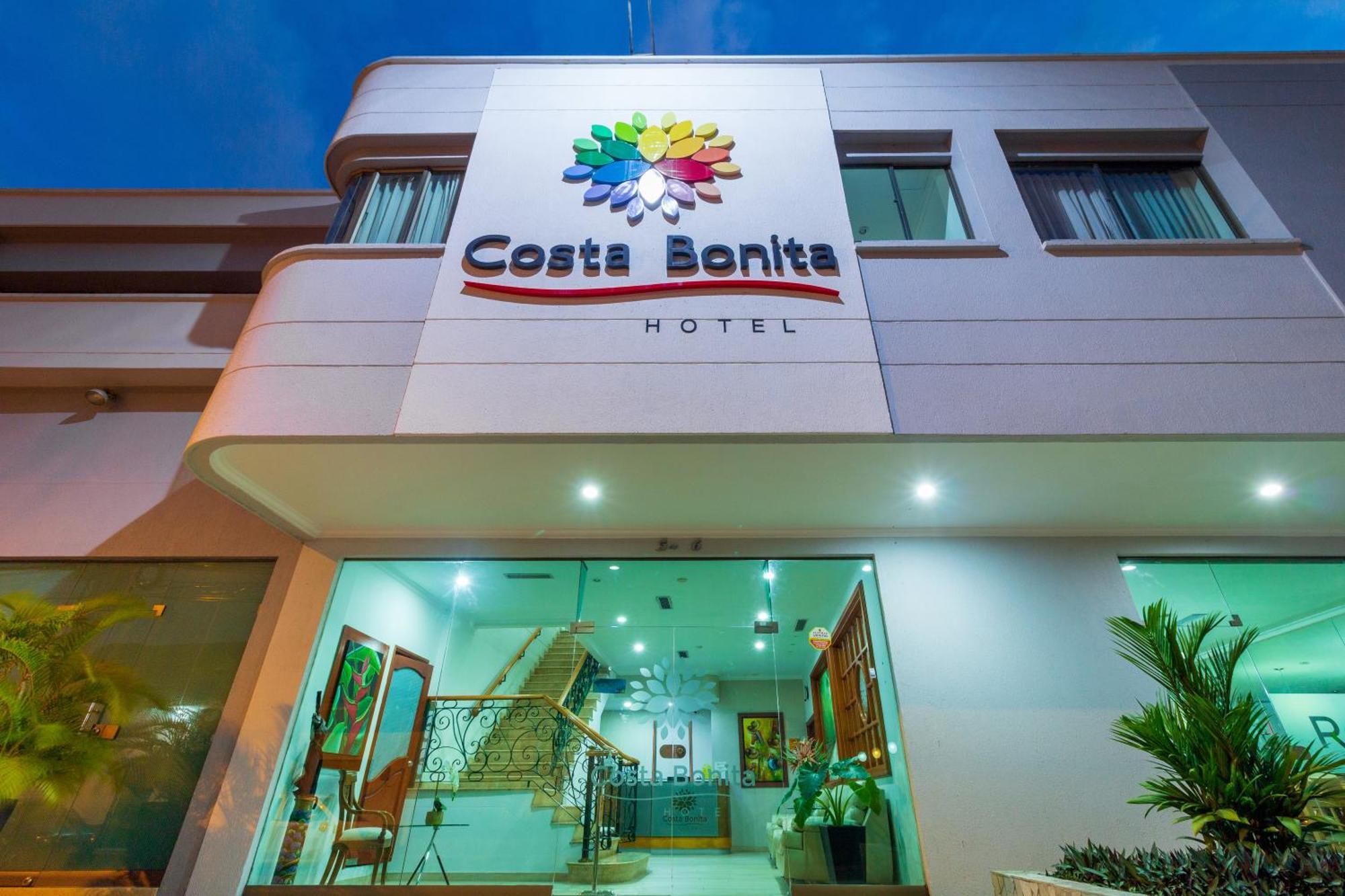 Hotel Costa Bonita Monteria Bagian luar foto