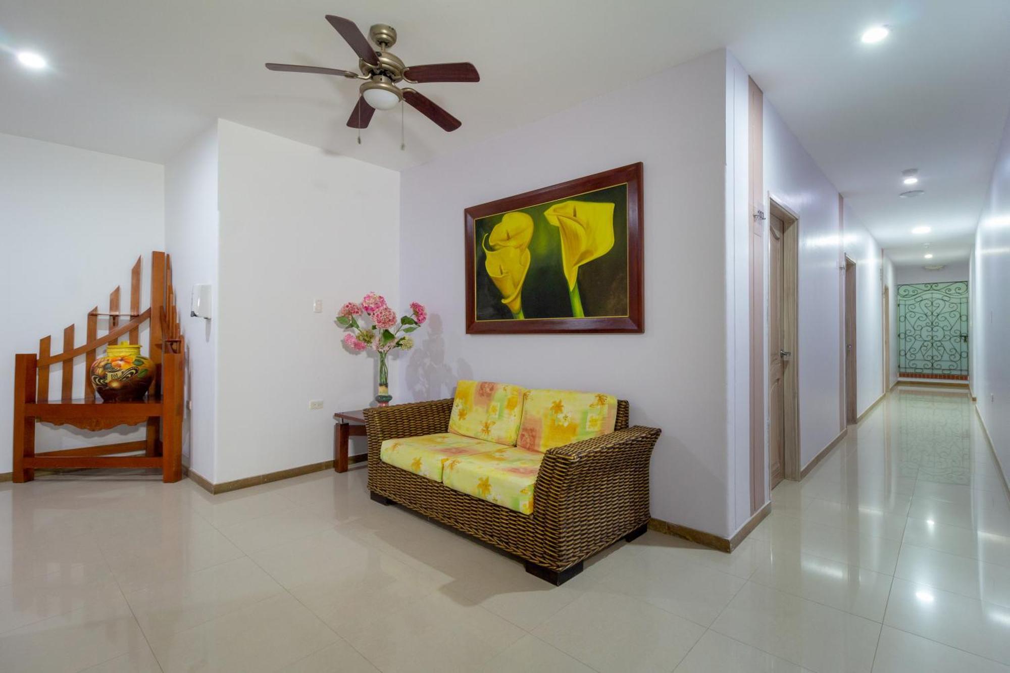 Hotel Costa Bonita Monteria Bagian luar foto