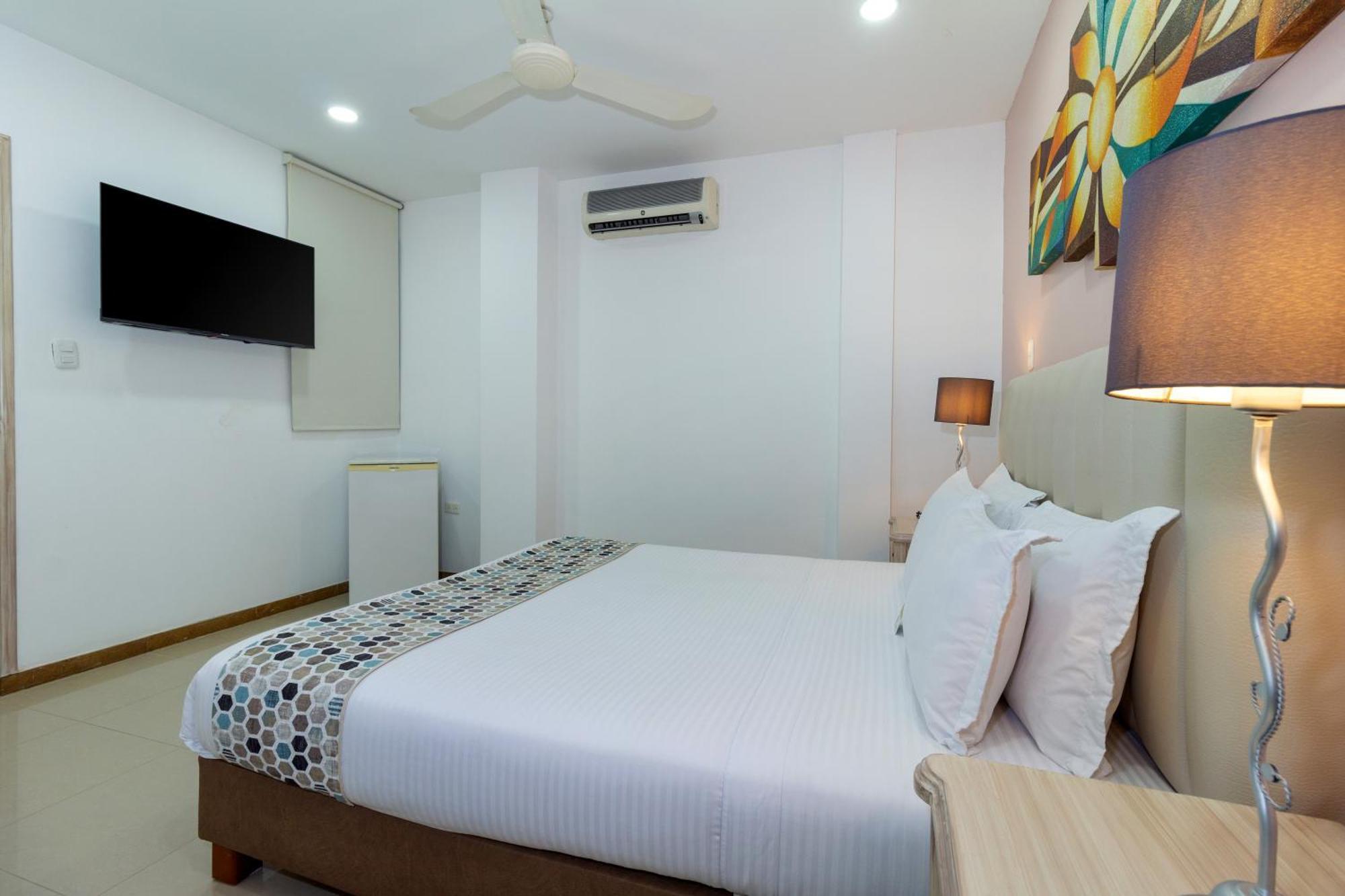 Hotel Costa Bonita Monteria Bagian luar foto