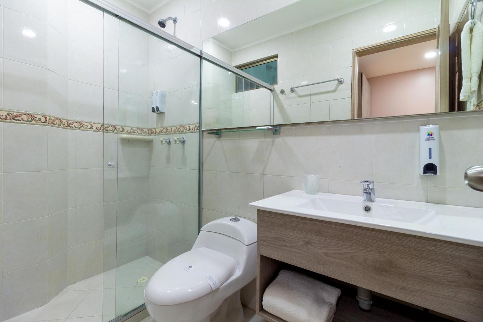 Hotel Costa Bonita Monteria Bagian luar foto