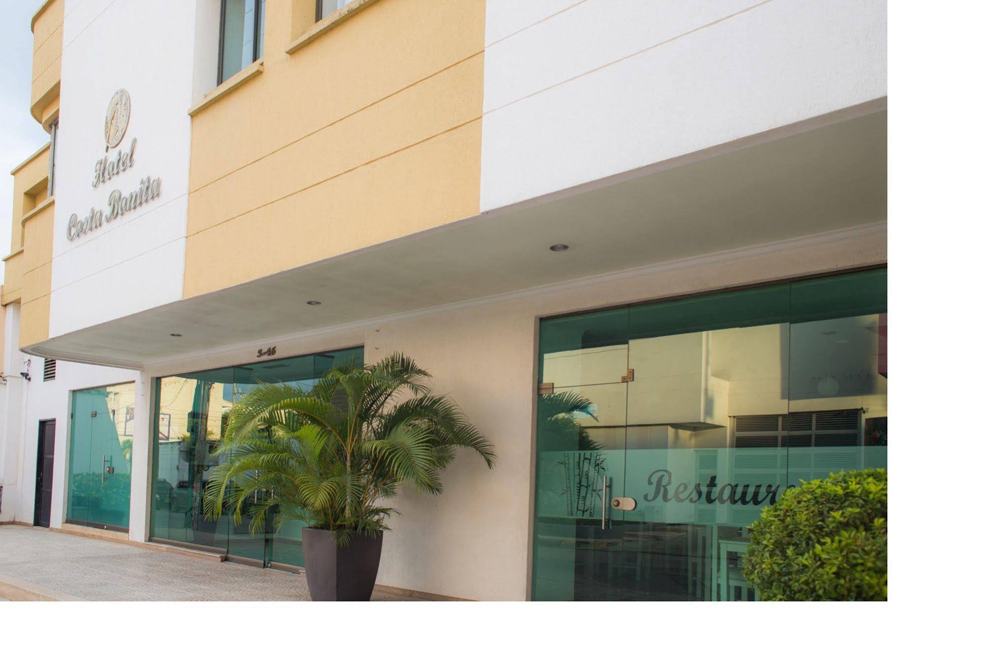 Hotel Costa Bonita Monteria Bagian luar foto